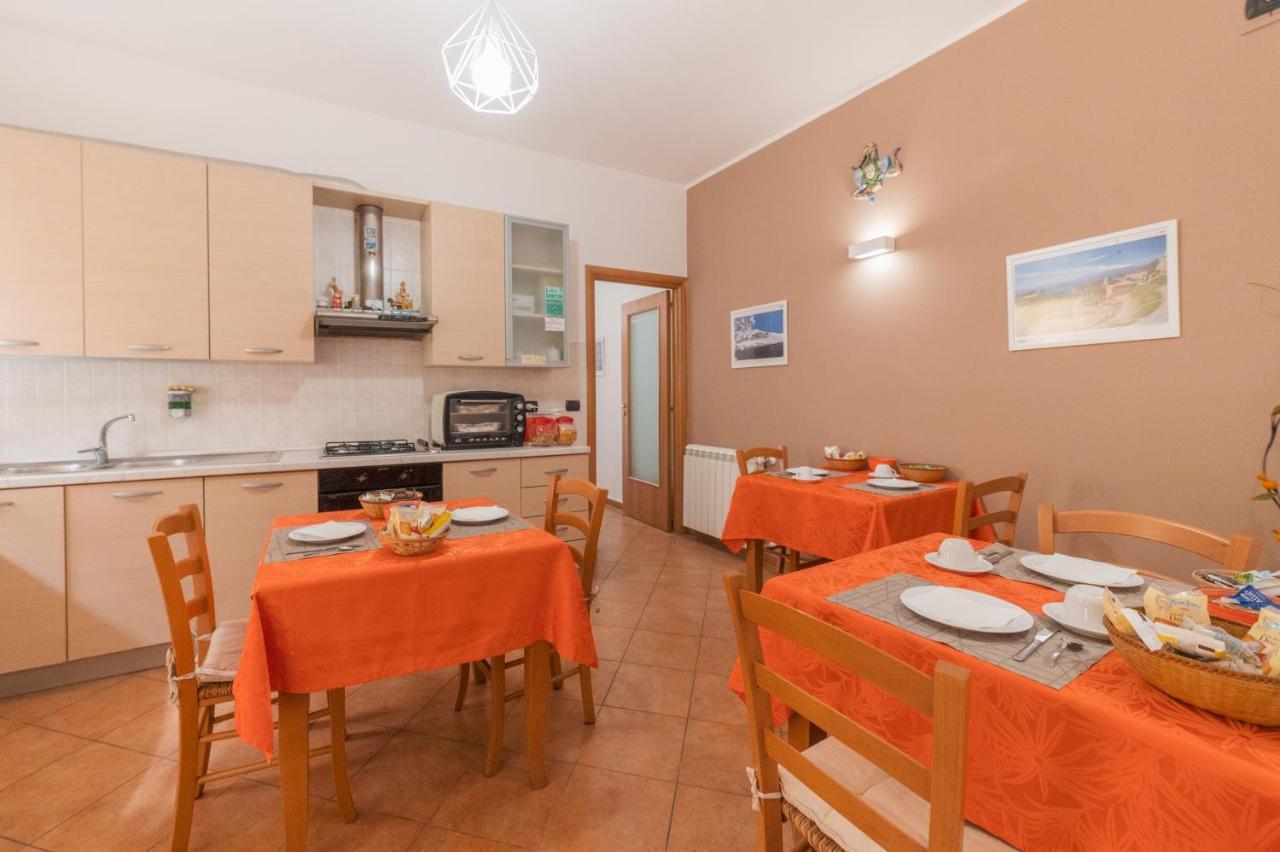 타오르미나 Fontana Vecchia B&B 외부 사진